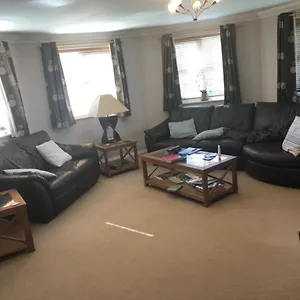 Captivating In Copthorne Near Gatwick Copthorne (West Sussex)