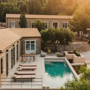 f-topia-villas.kefaloniahotels.net/
